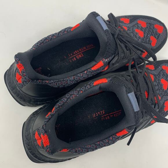 Adidas Ultra Boost 5.0 DNA Valentines Day - Picture 9 of 11